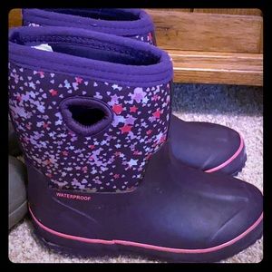 Little girls Cat and Jack Rain boots